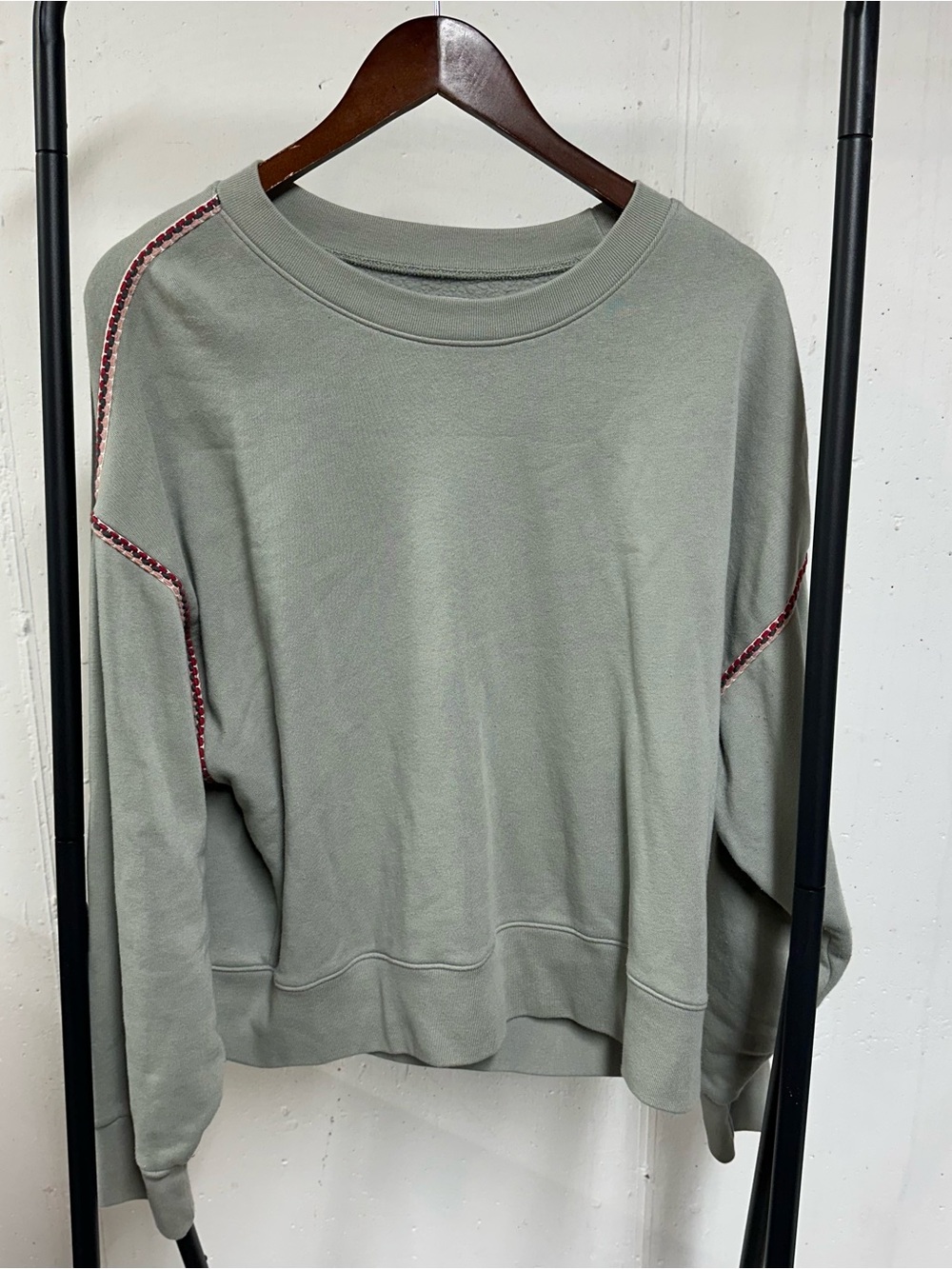 Women's Sage Green Crewneck Sweatshirt with Contrast Stitch